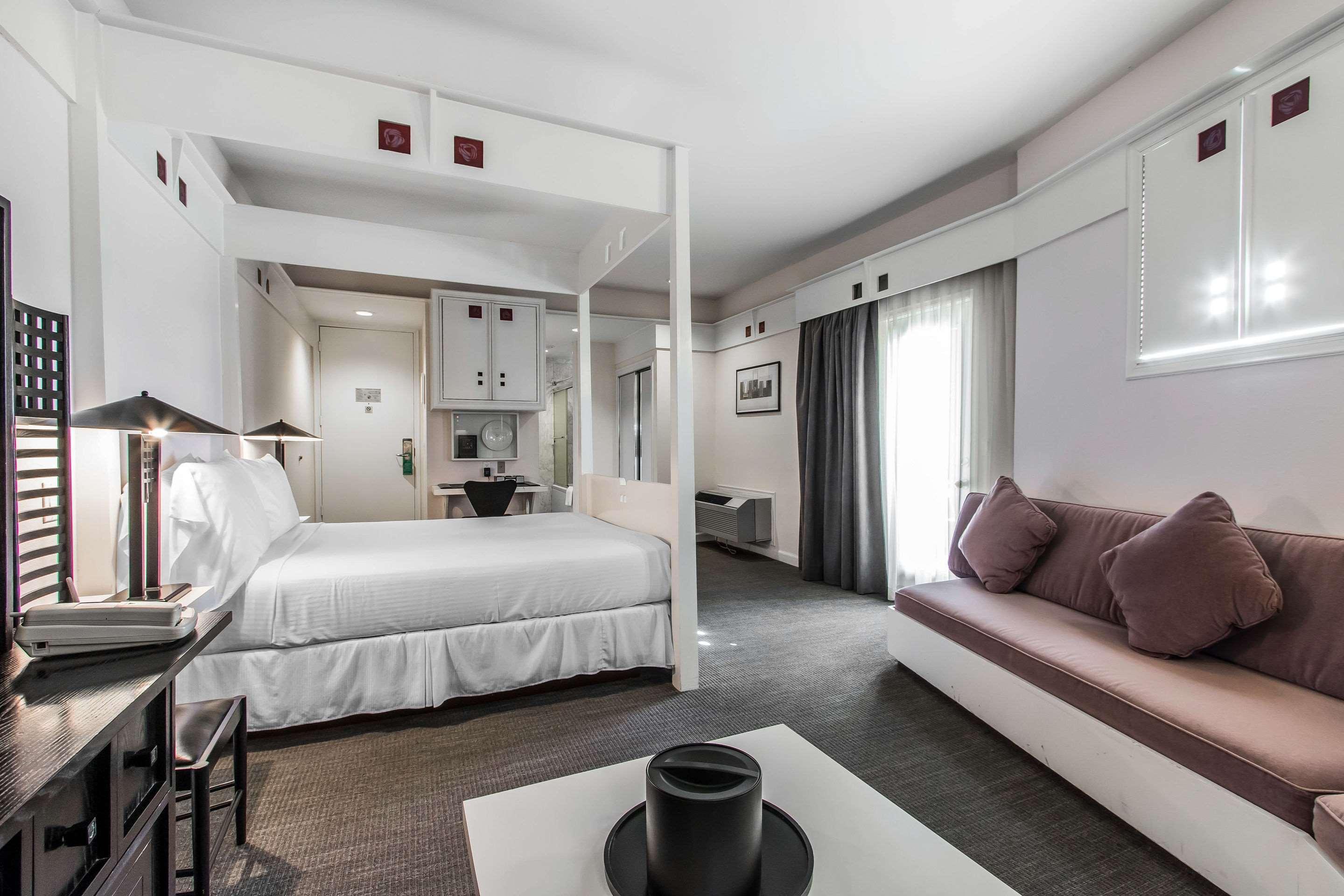 Inn At The Mill, Ascend Hotel Collection ファイエットビル エクステリア 写真