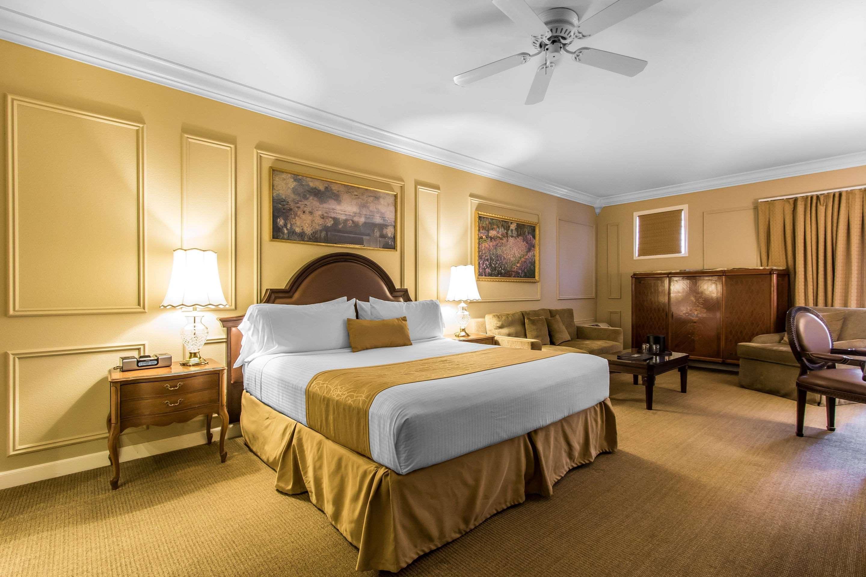 Inn At The Mill, Ascend Hotel Collection ファイエットビル エクステリア 写真